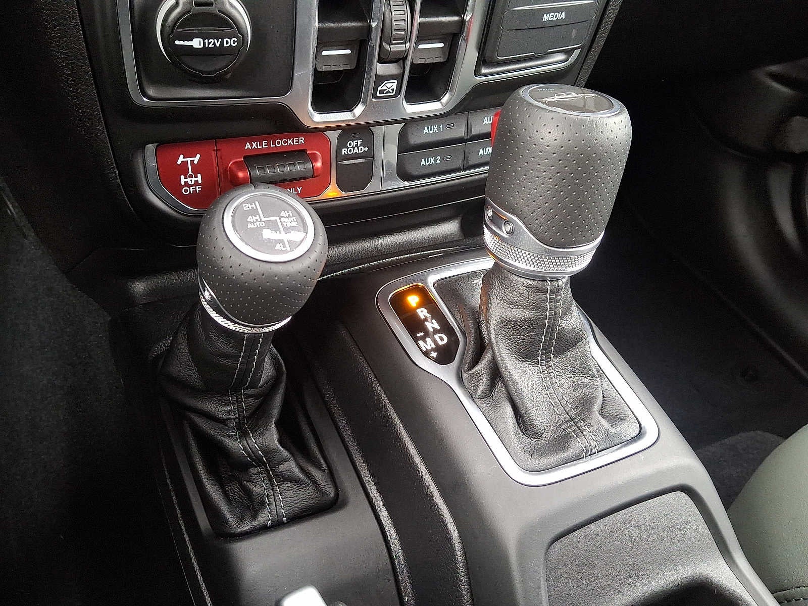 2025 Jeep Gladiator Mojave X