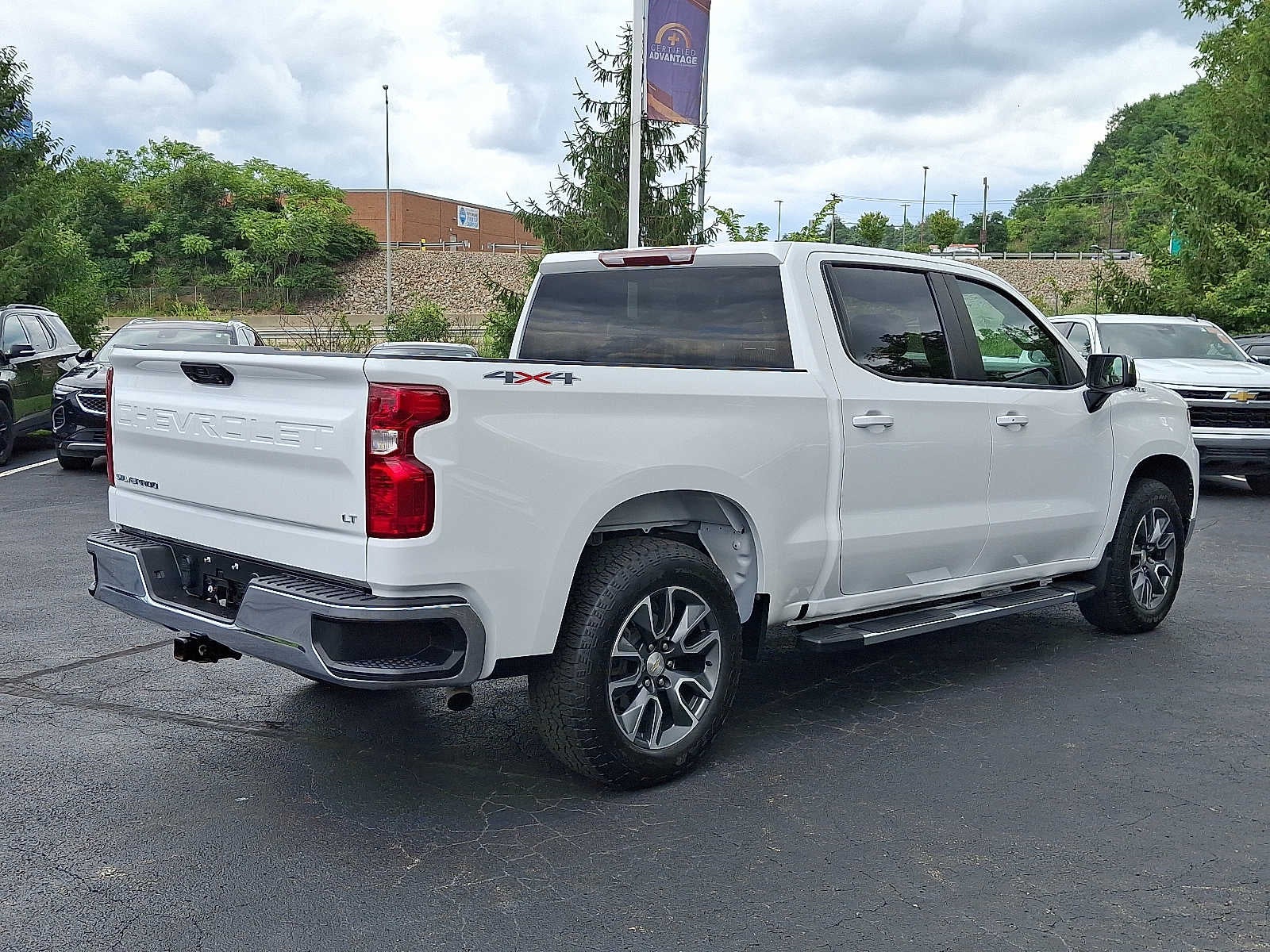 2023 Chevrolet Silverado 1500 LT (2FL)