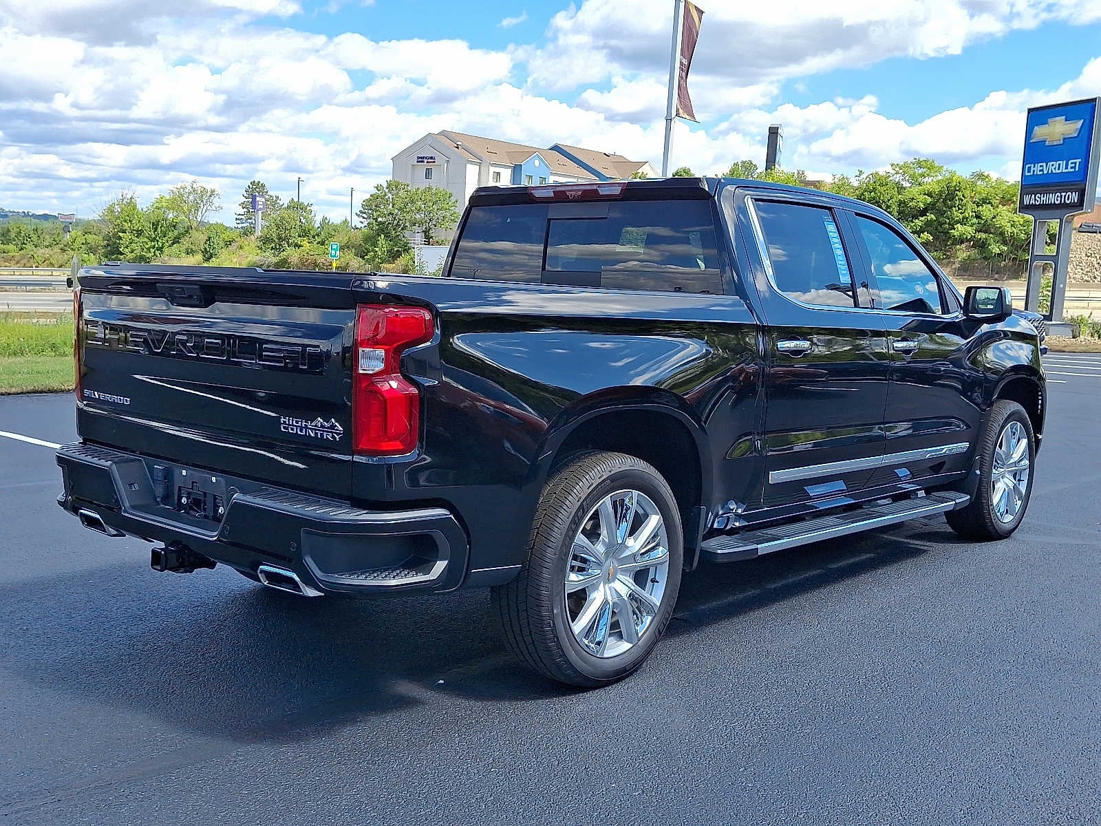 2023 Chevrolet Silverado 1500 High Country