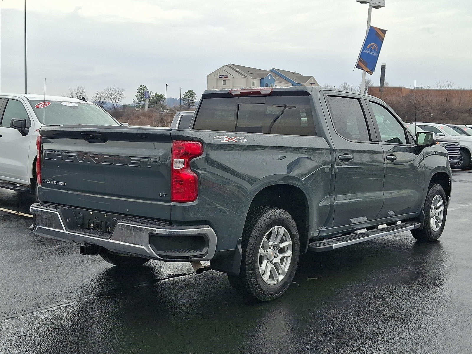 2025 Chevrolet Silverado 1500 LT