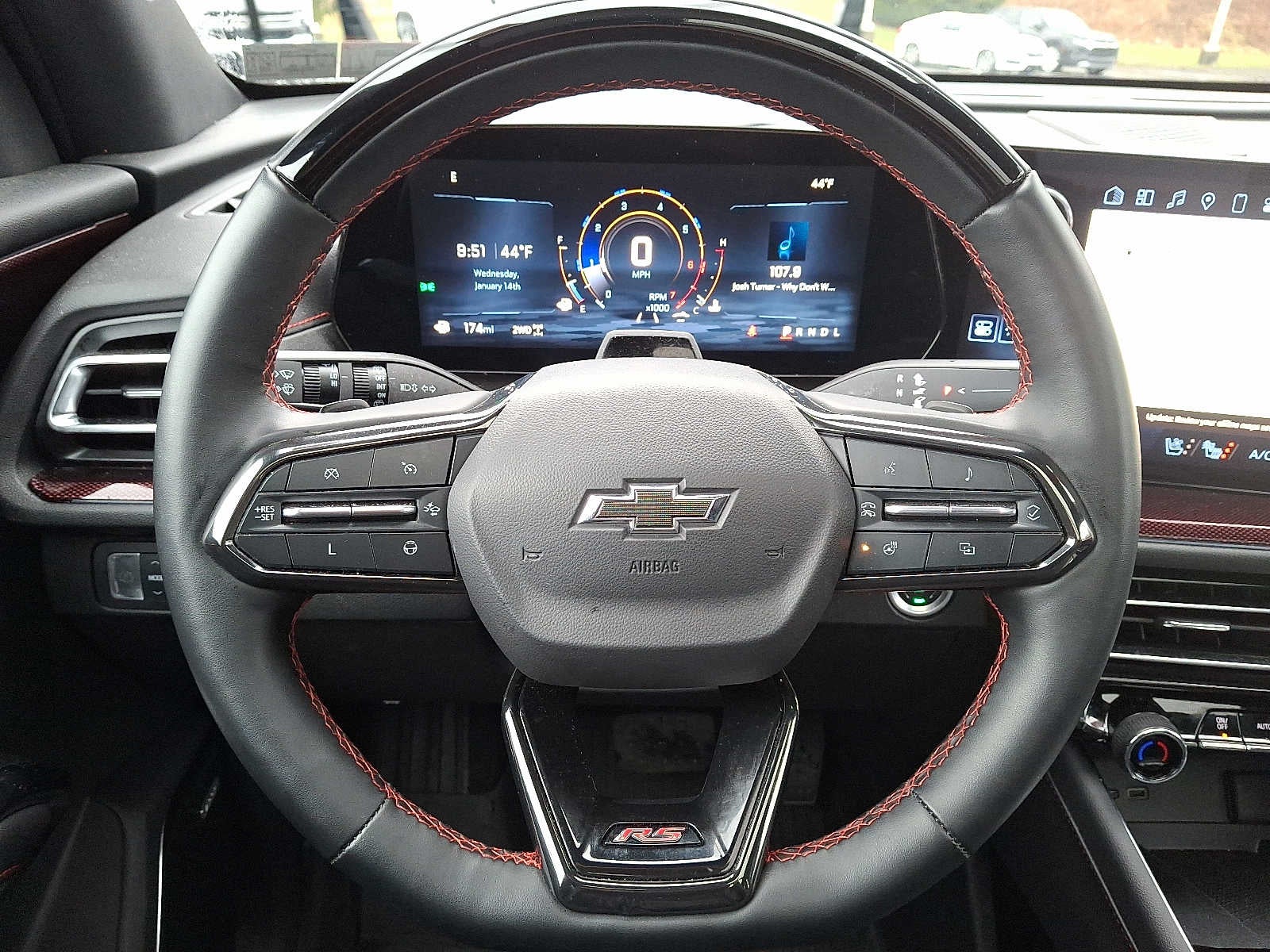 2024 Chevrolet Traverse RS