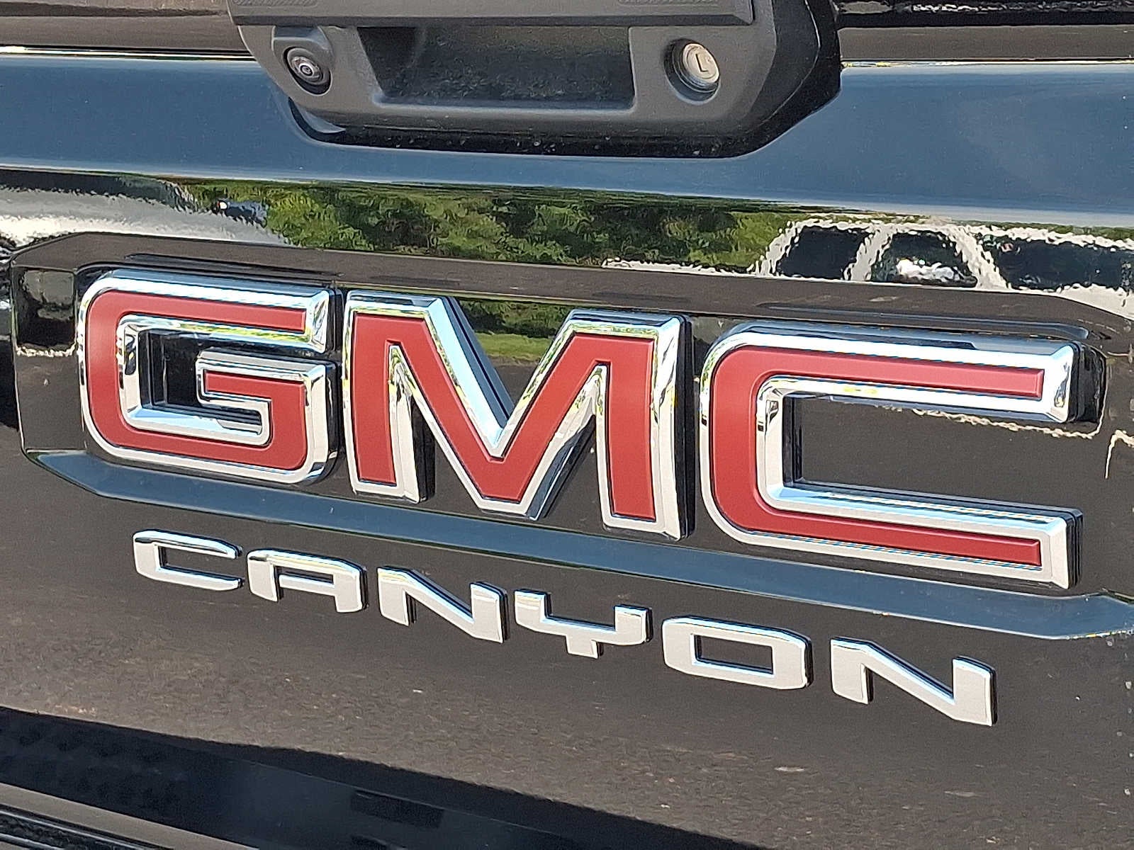 2024 GMC Canyon AT4
