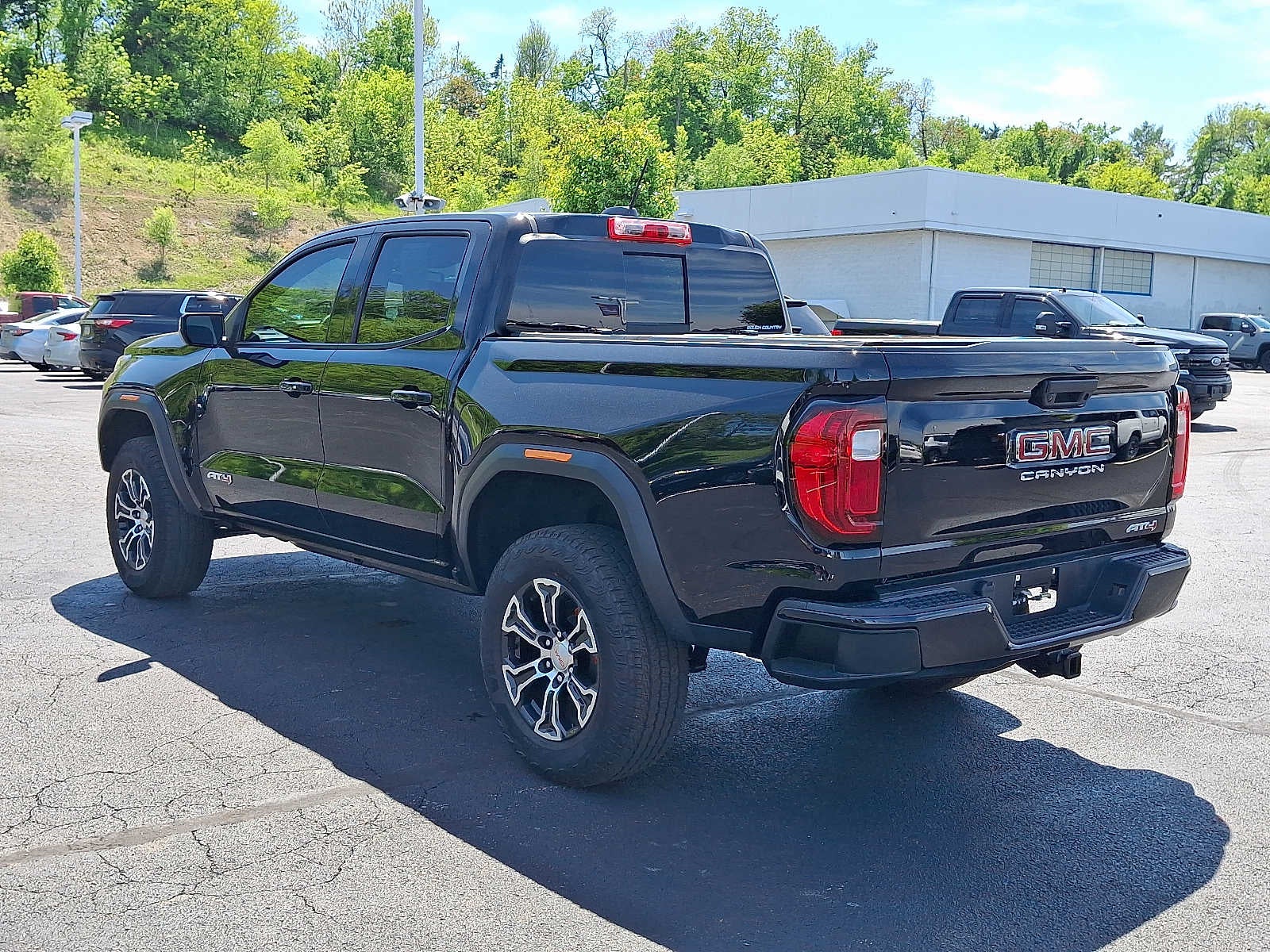 2024 GMC Canyon AT4
