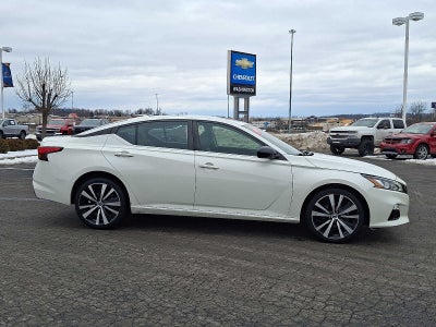 2020 Nissan Altima 2.5 SR