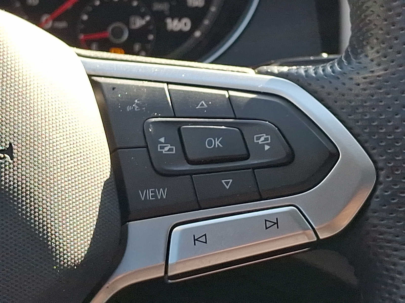 2021 Volkswagen Atlas 3.6L V6 SE w/Technology R-Line