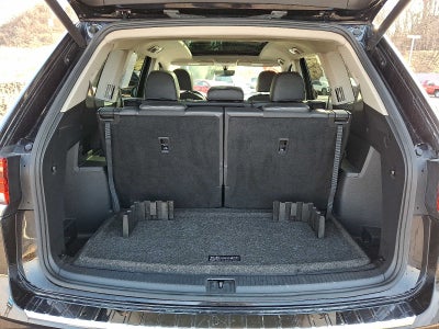 2021 Volkswagen Atlas 3.6L V6 SE w/Technology R-Line