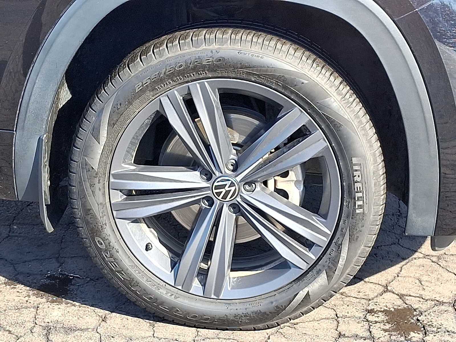 2021 Volkswagen Atlas 3.6L V6 SE w/Technology R-Line