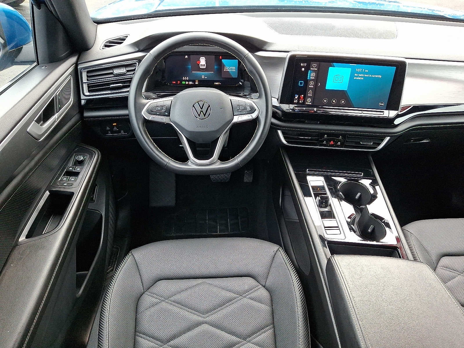 2024 Volkswagen Atlas Cross Sport 2.0T SE w/Technology