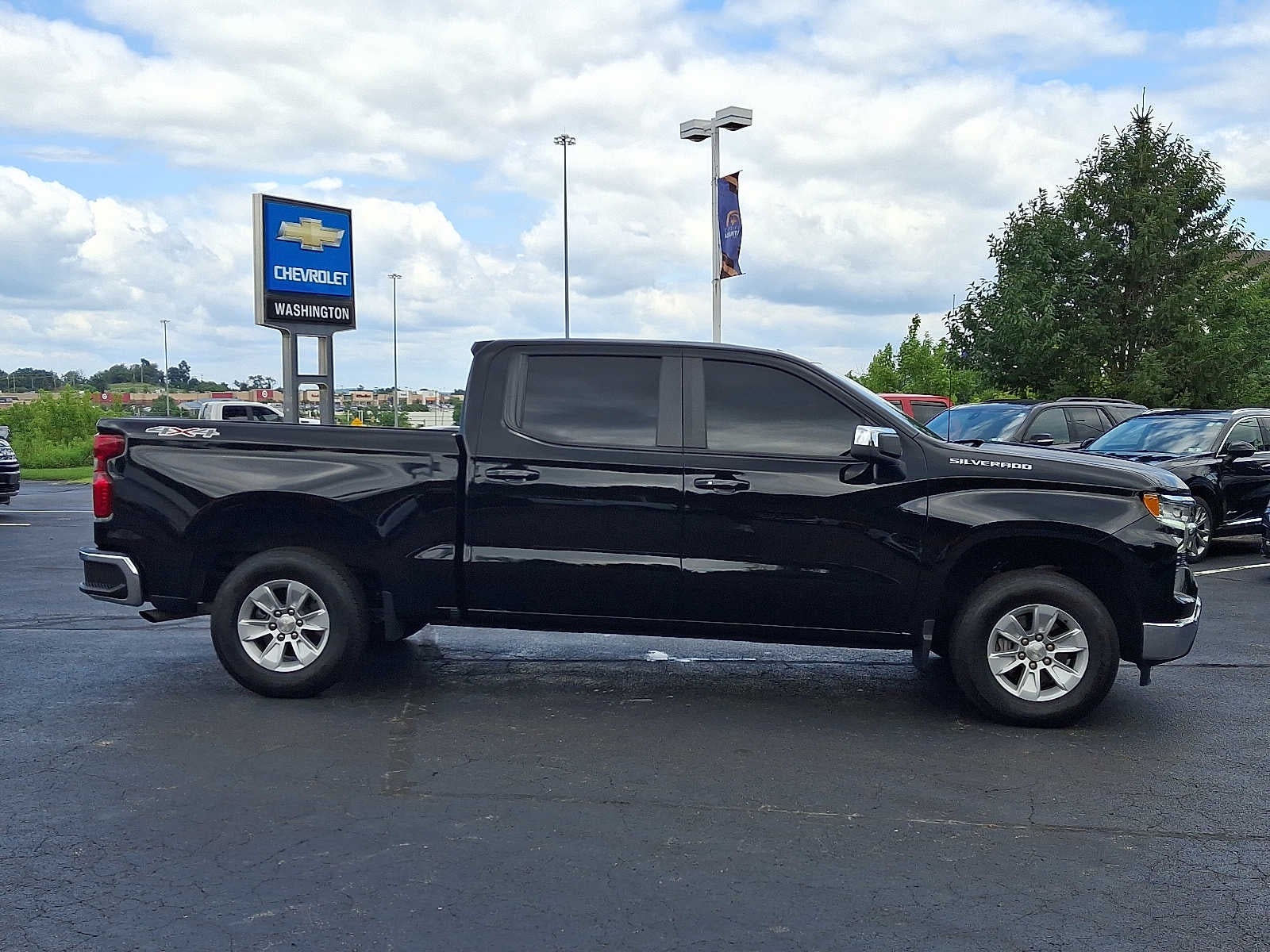 2024 Chevrolet Silverado 1500 LT