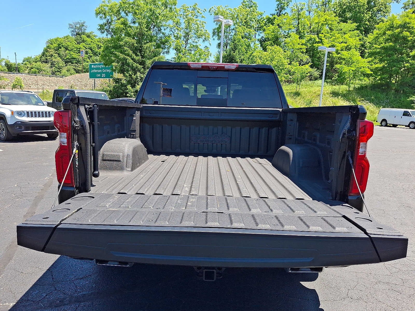 2023 Chevrolet Silverado 1500 High Country