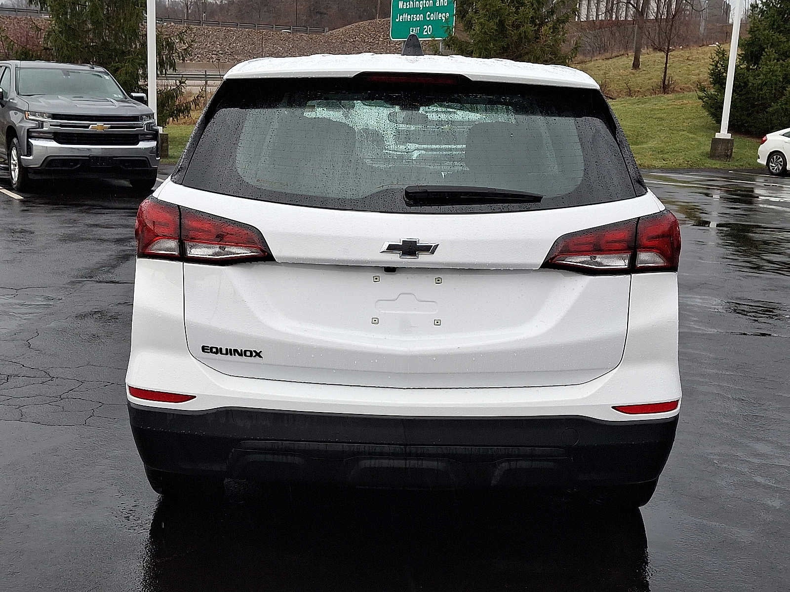 2023 Chevrolet Equinox LS