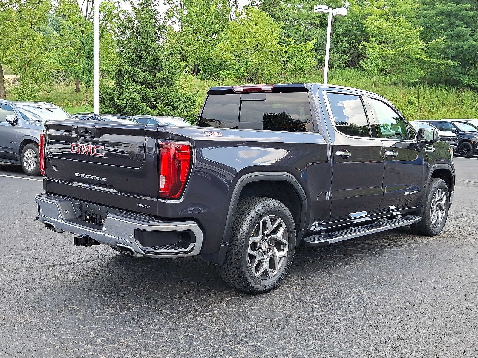 2023 GMC Sierra 1500 SLT