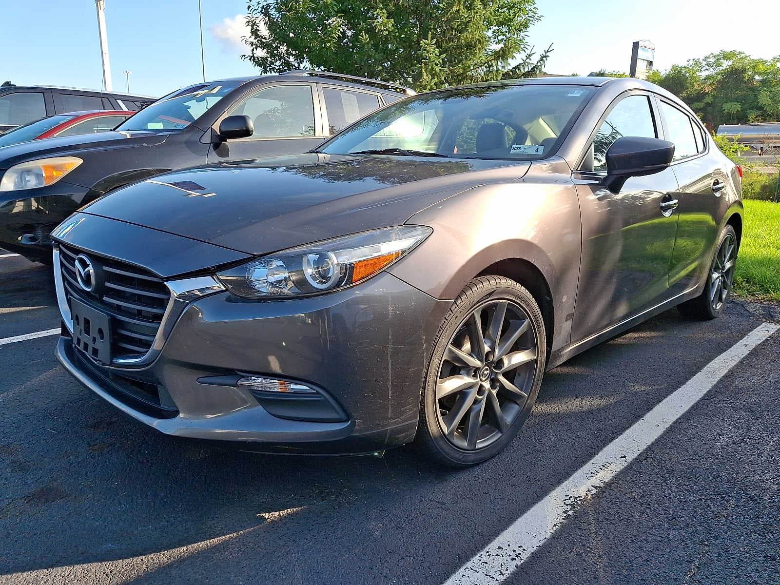 2018 Mazda Mazda3 4-Door Touring