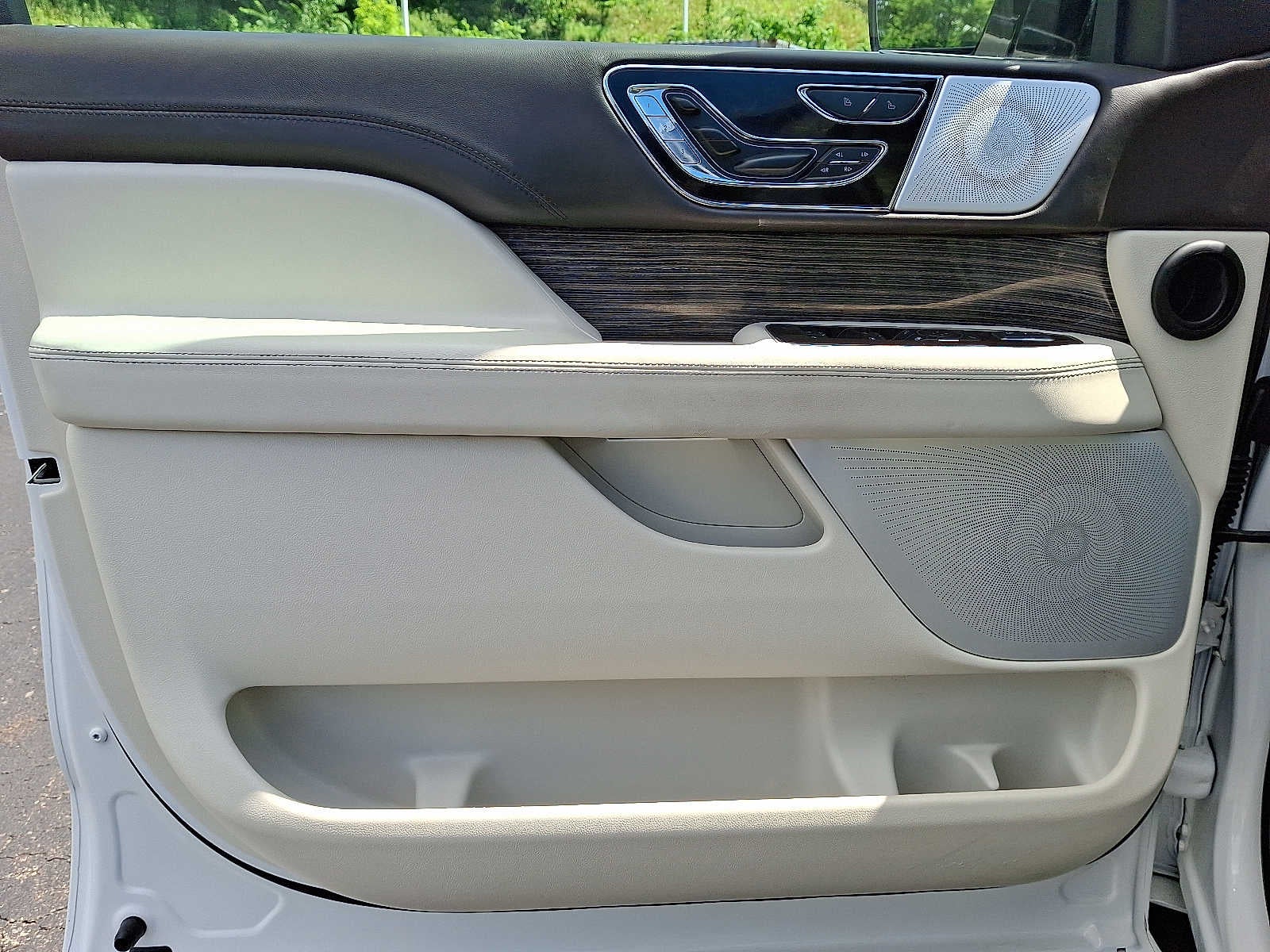 2024 Lincoln Navigator L Black Label