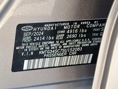 2025 Genesis G70 2.5T