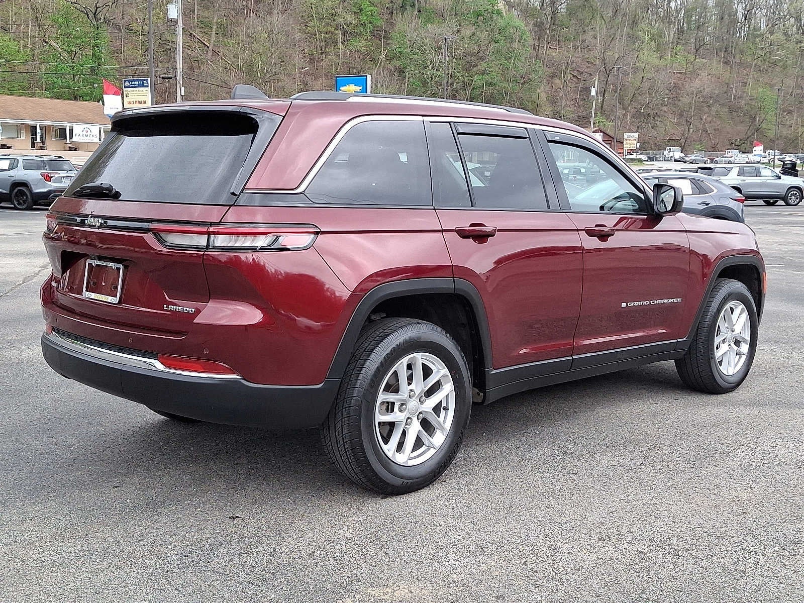 2023 Jeep Grand Cherokee Laredo