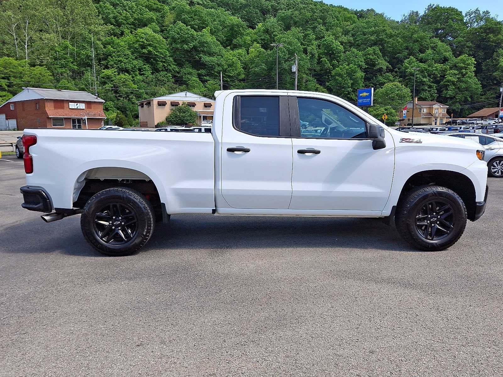2019 Chevrolet Silverado 1500 Custom Trail Boss