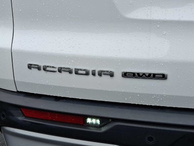 2025 GMC Acadia Elevation