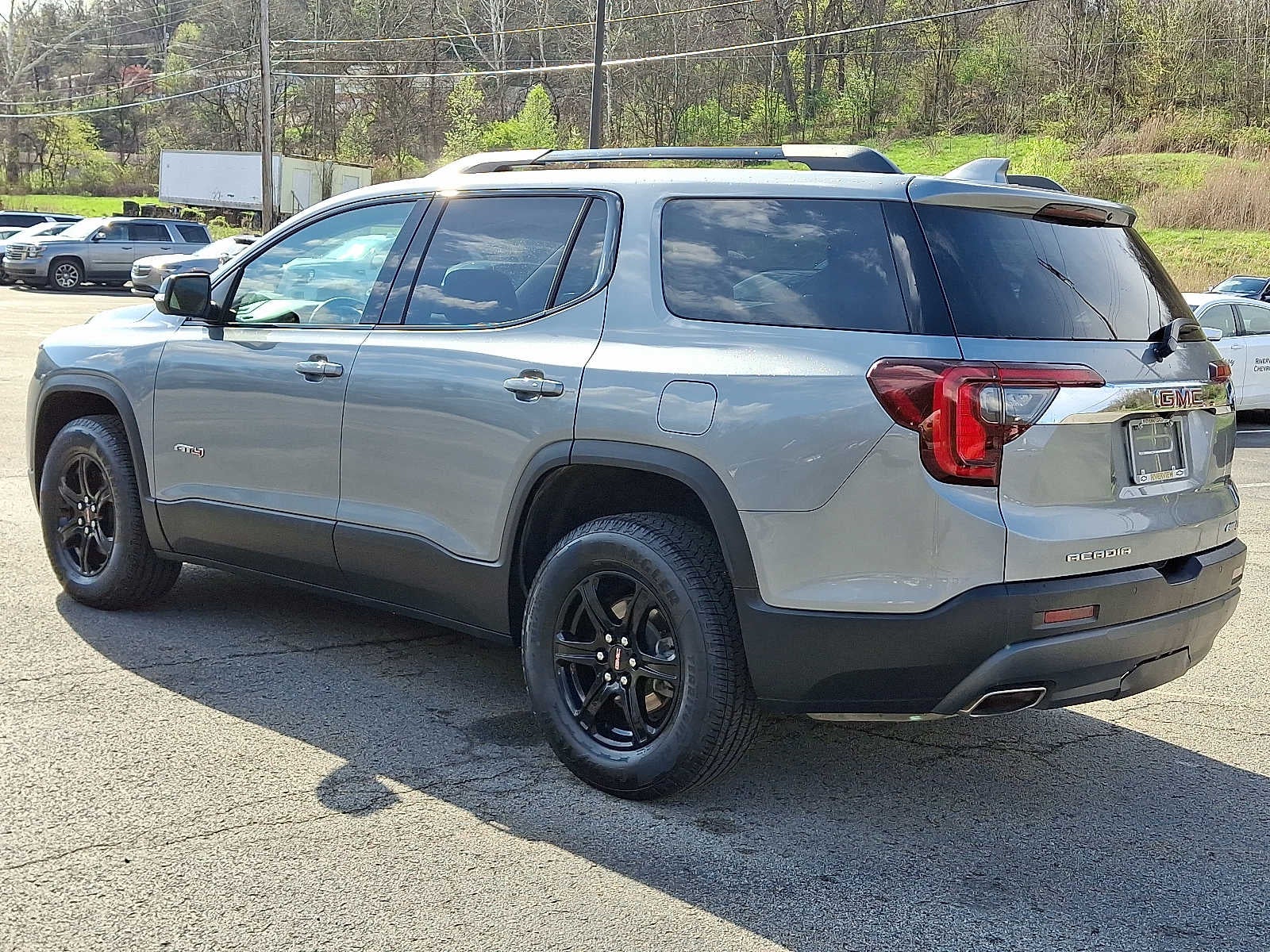 2023 GMC Acadia AT4