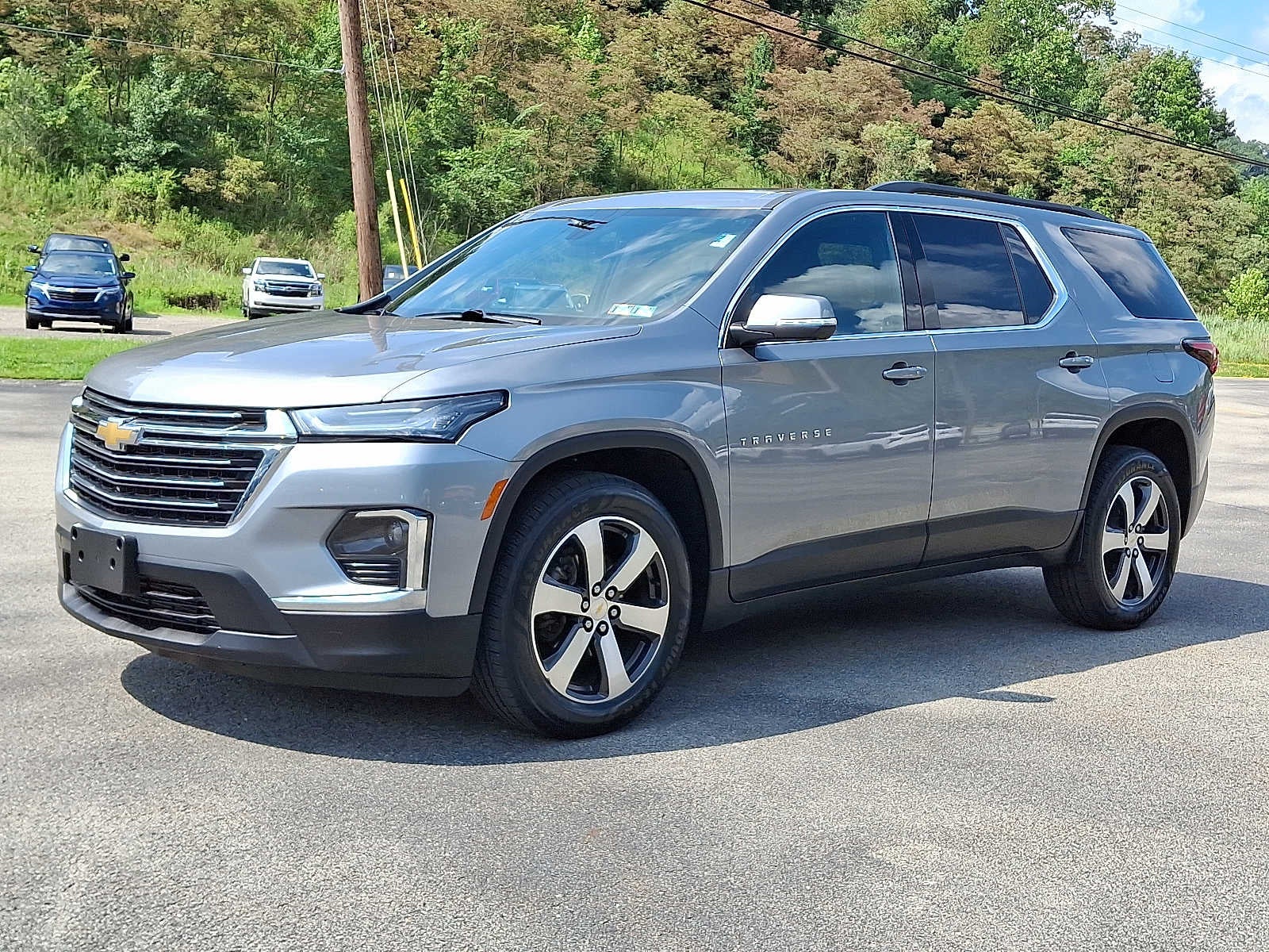 2023 Chevrolet Traverse LT Leather
