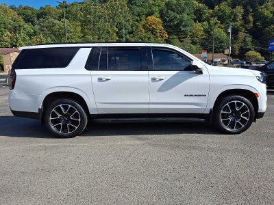 2023 Chevrolet Suburban RST