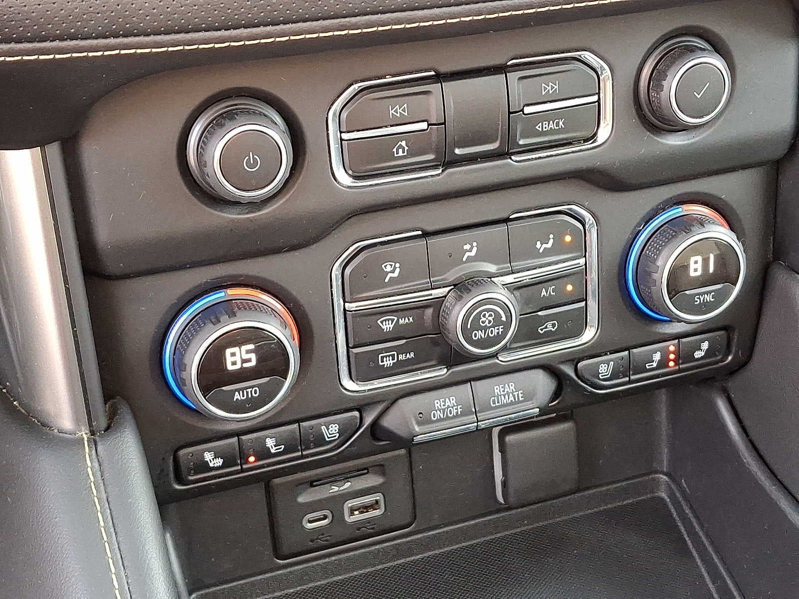 2021 Chevrolet Suburban Premier