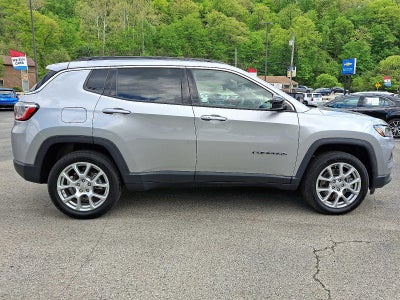 2023 Jeep Compass Latitude Lux