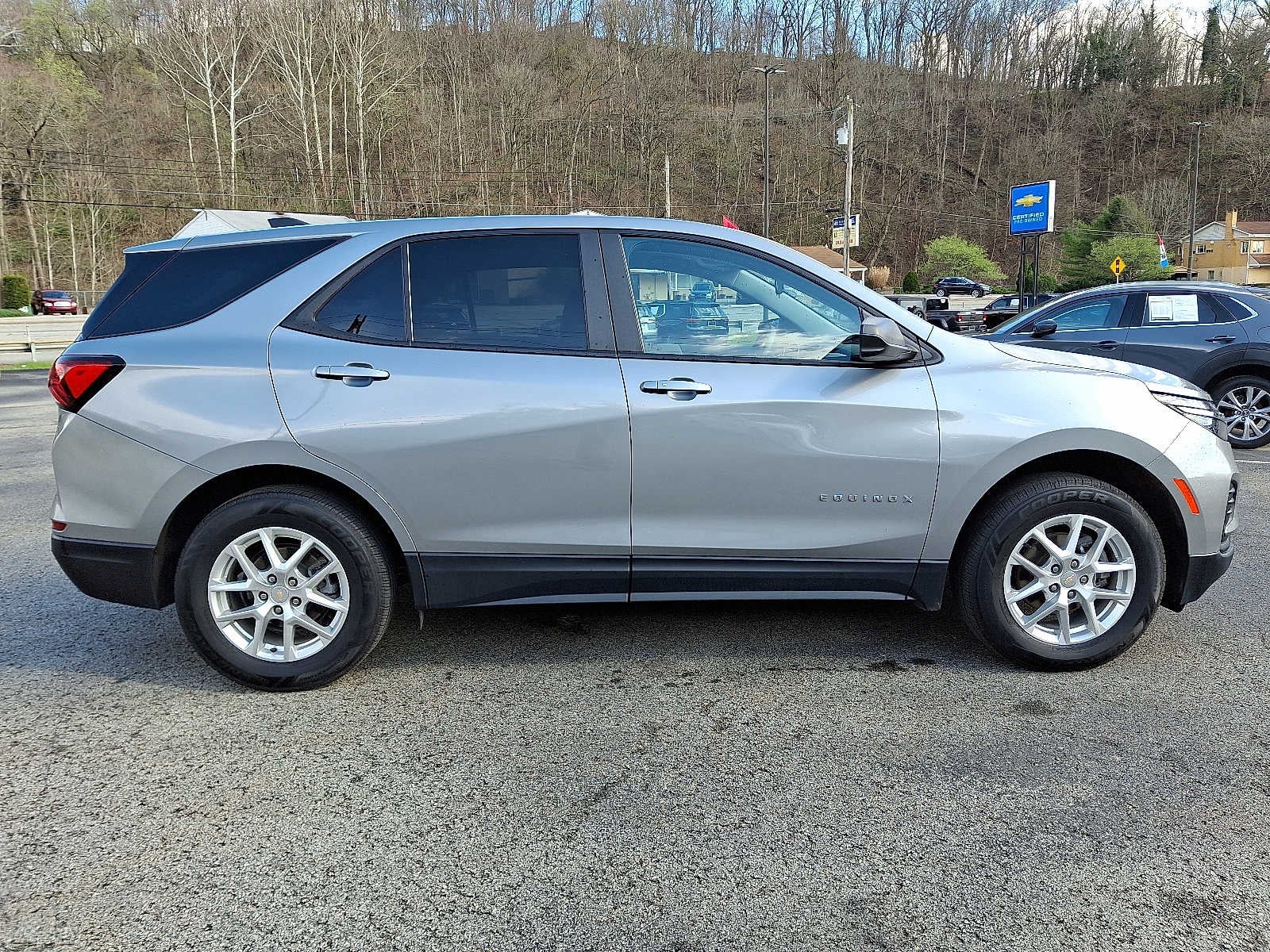 2023 Chevrolet Equinox LS