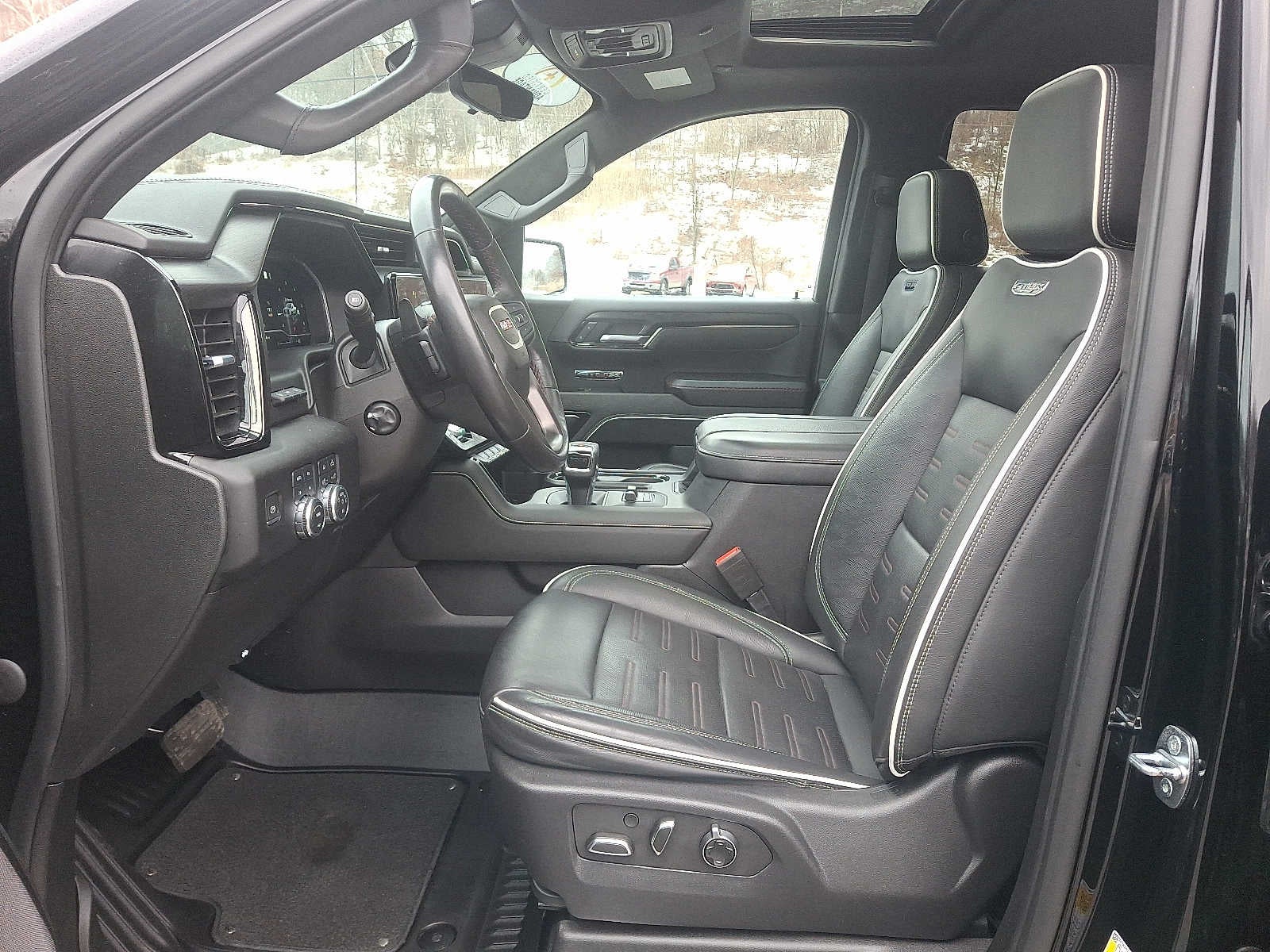 2023 GMC Sierra 1500 AT4X