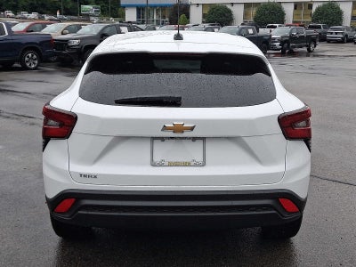 2025 Chevrolet Trax LS