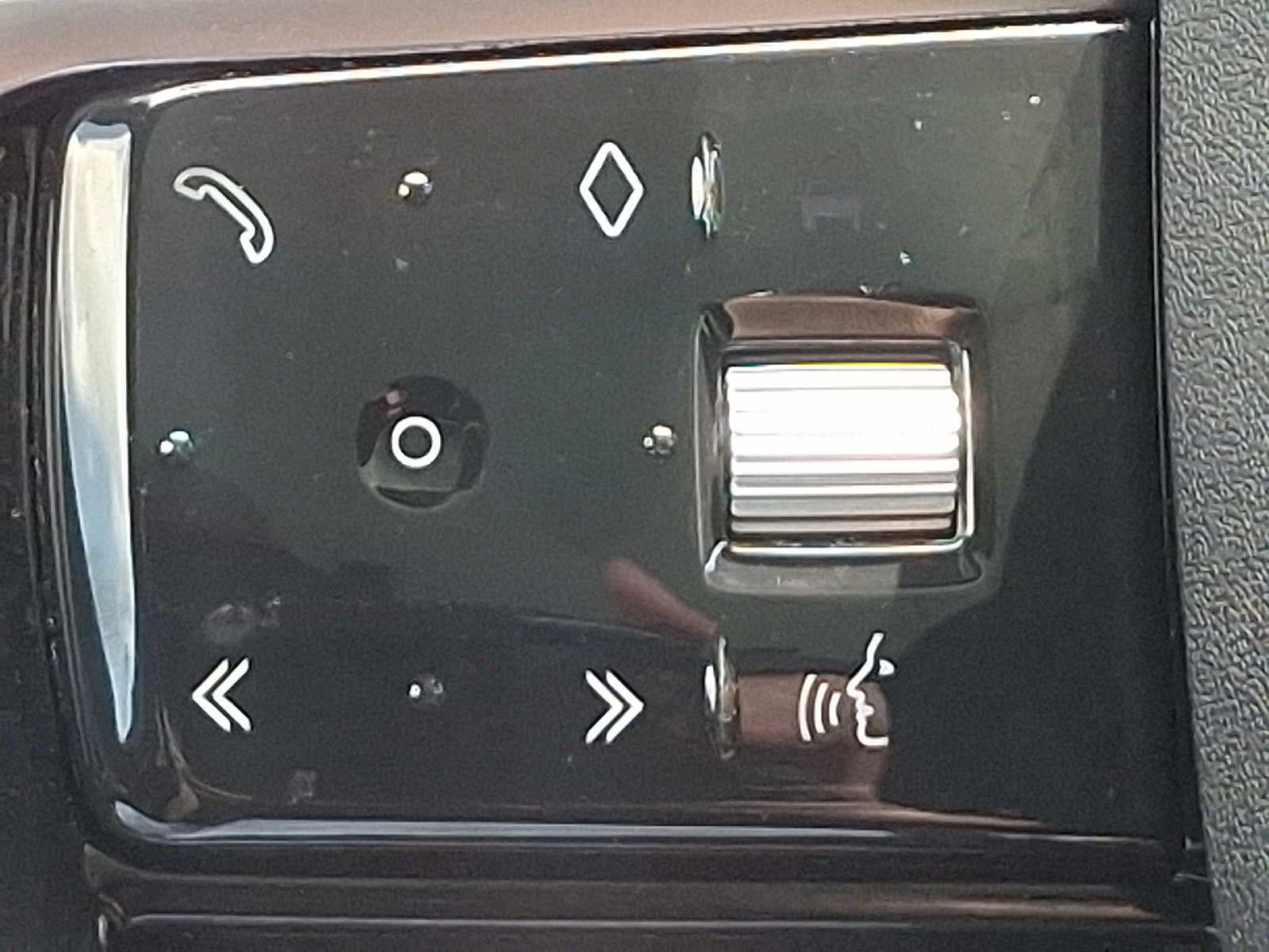 2022 Land Rover Range Rover Velar R-Dynamic S