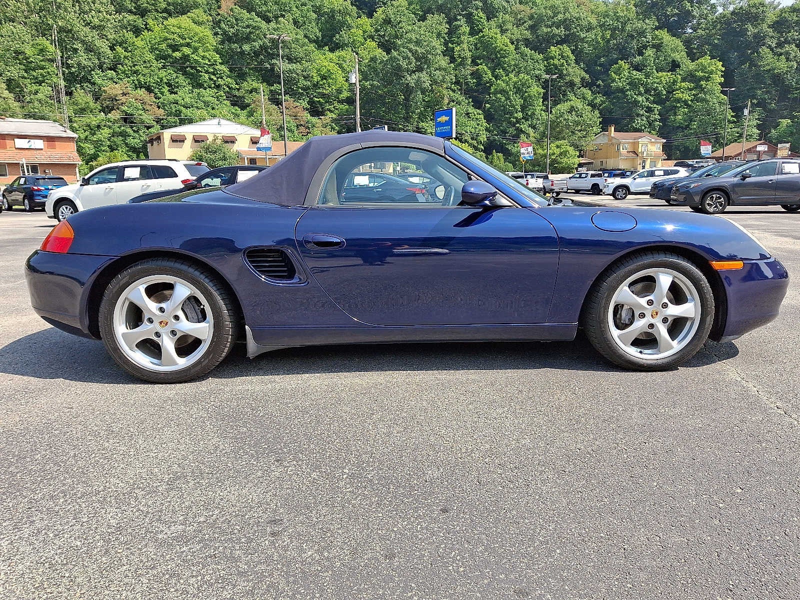 2001 Porsche Boxster Base