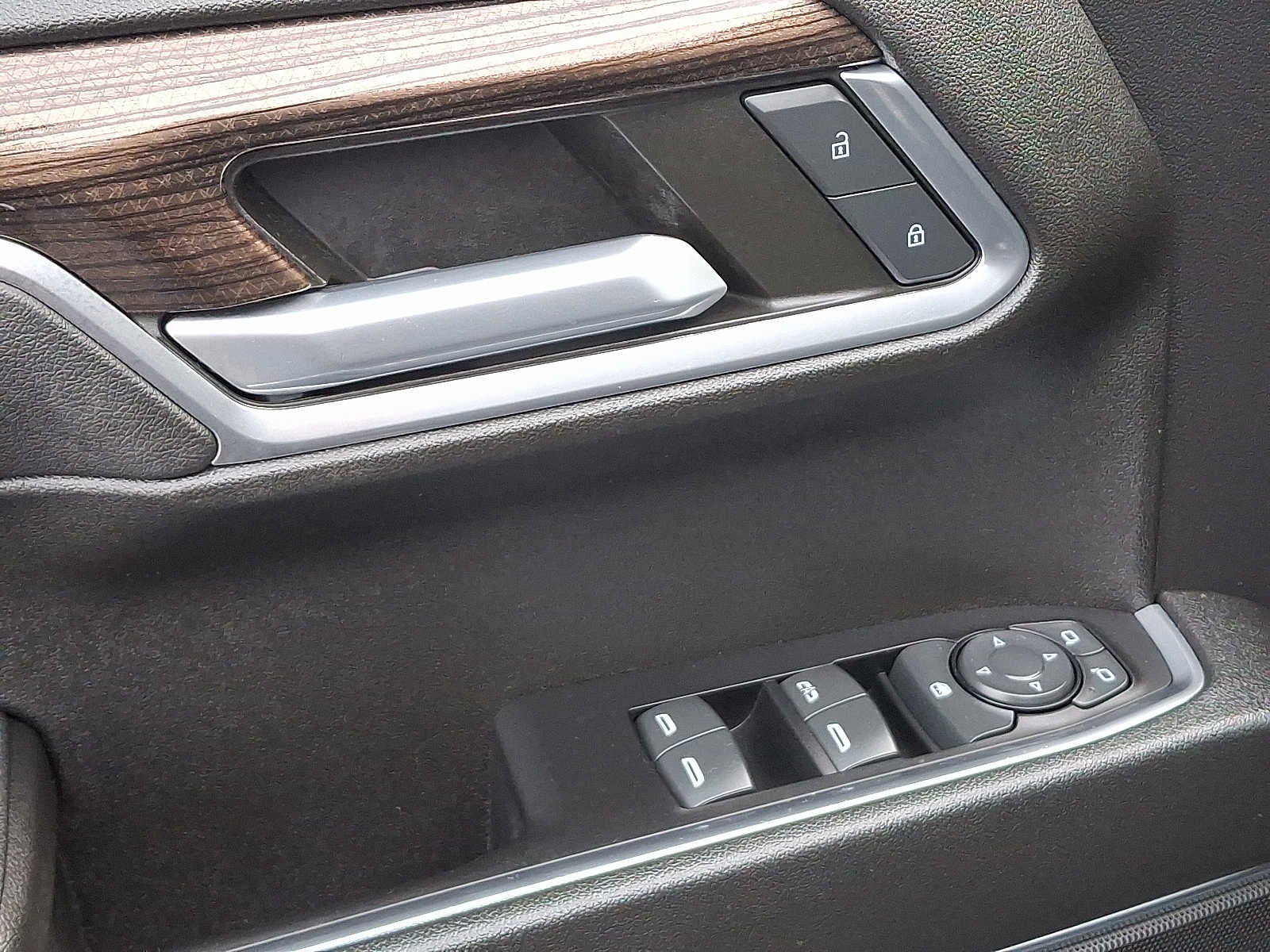 2022 Chevrolet Silverado 1500 LT (2FL)