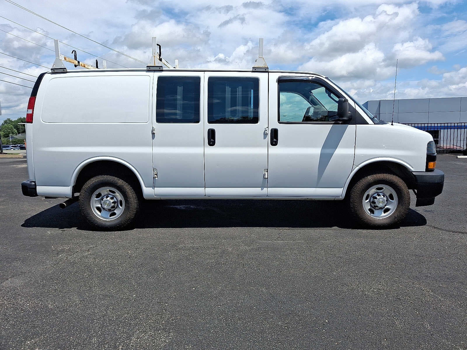 2020 Chevrolet Express Cargo 2500 RWD 2500 135"