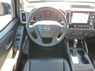 2025 Nissan Frontier SL