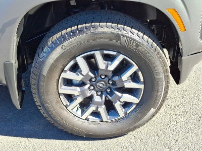 2025 Nissan Frontier SL