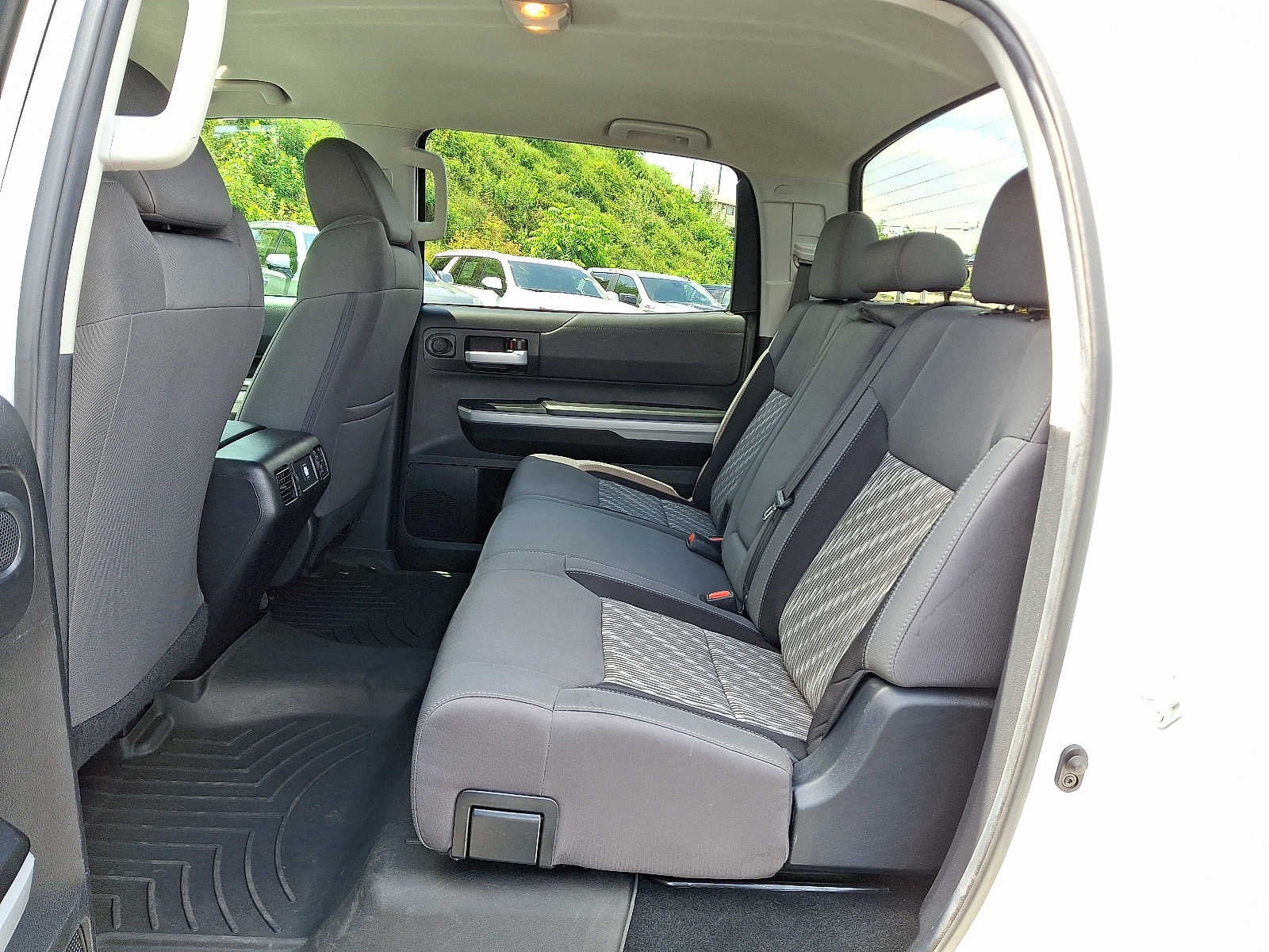 2021 Toyota Tundra 4WD SR5