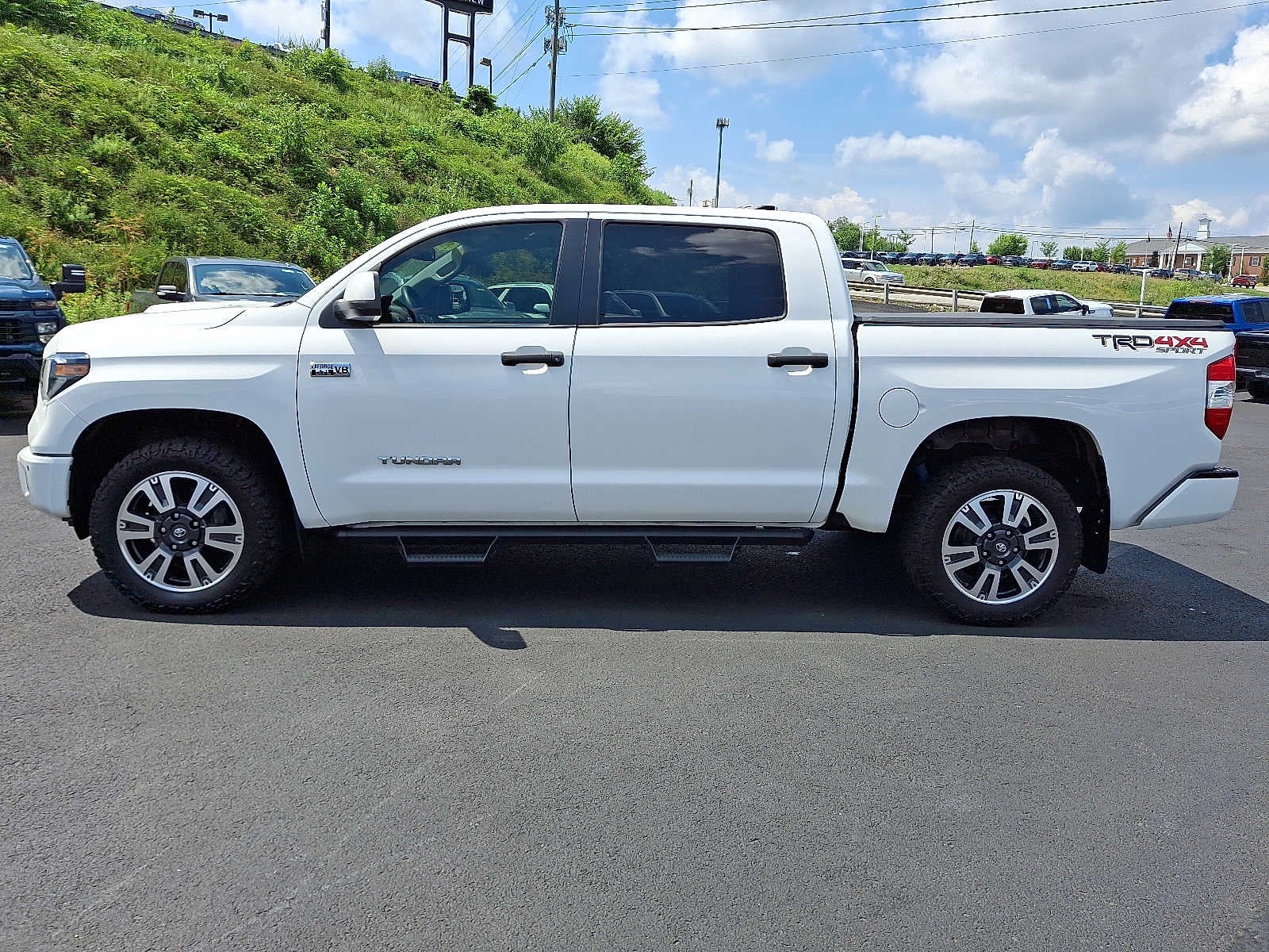 2021 Toyota Tundra 4WD SR5