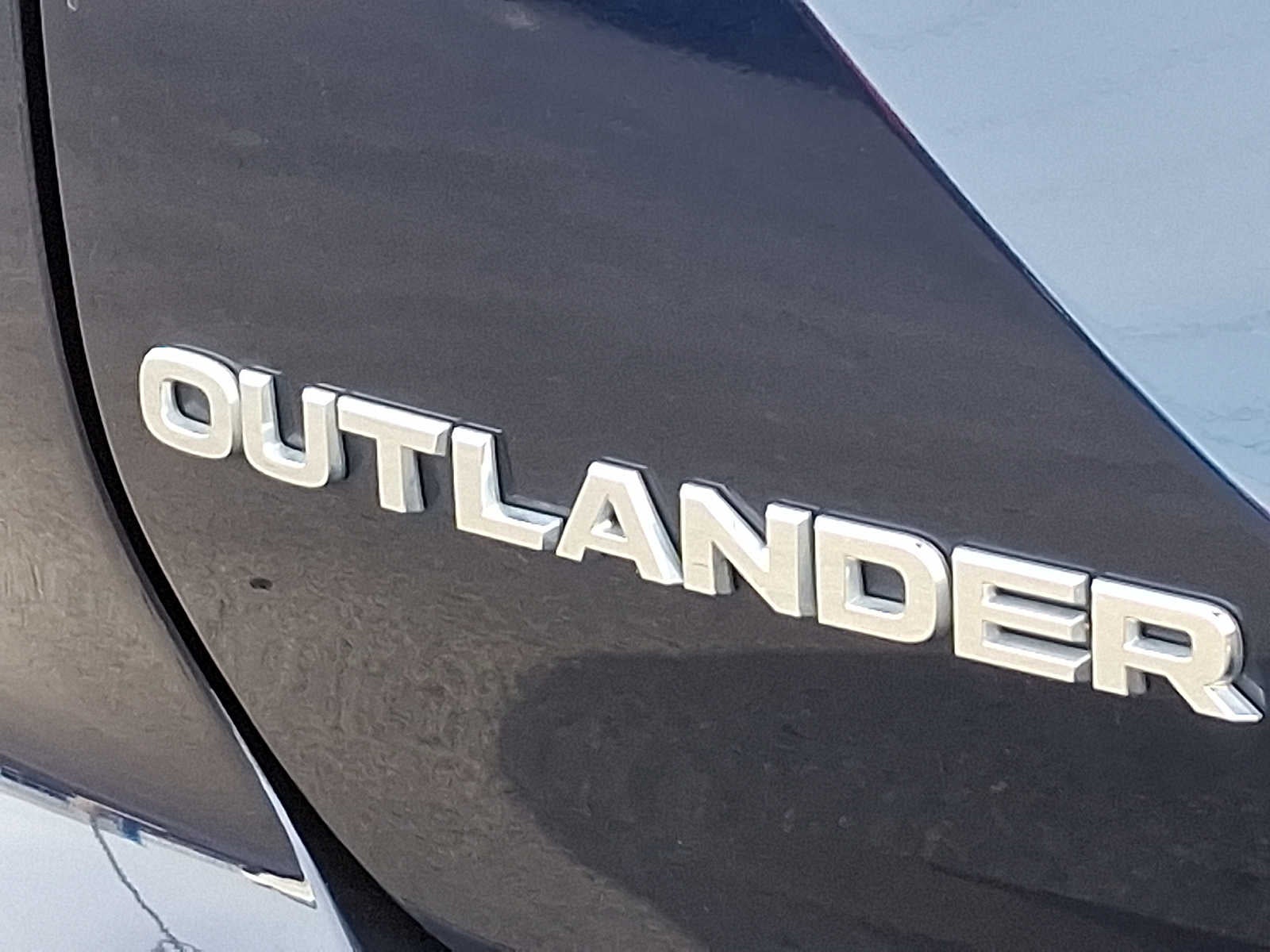 2024 Mitsubishi Outlander SE