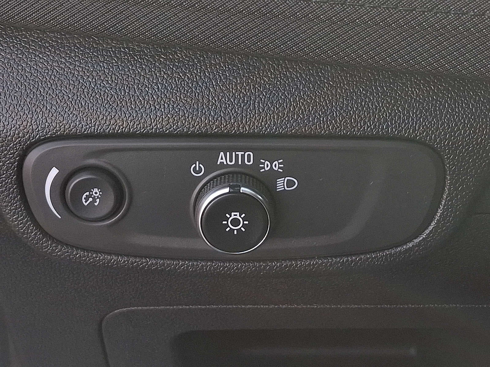 2025 Chevrolet Trailblazer LS