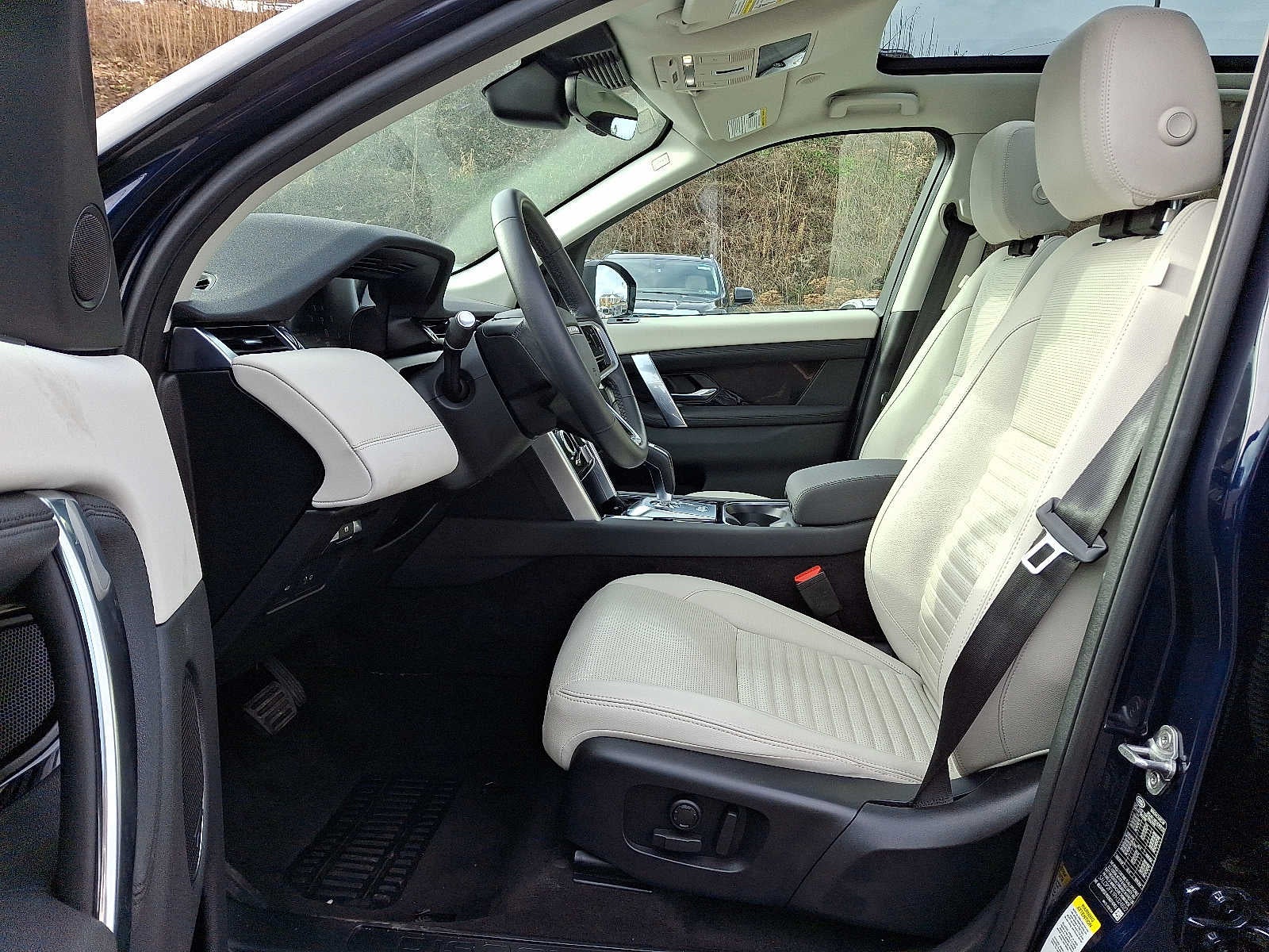 2023 Land Rover Discovery Sport SE