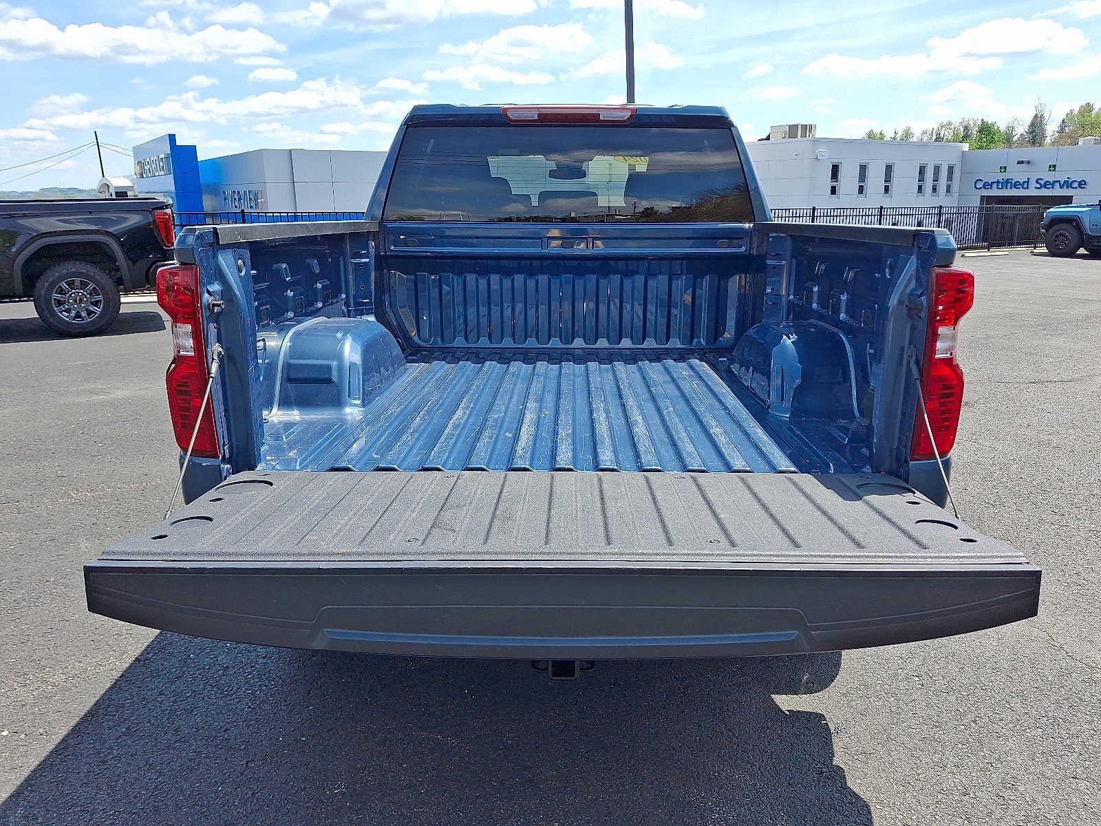 2024 Chevrolet Silverado 1500 LT (2FL)