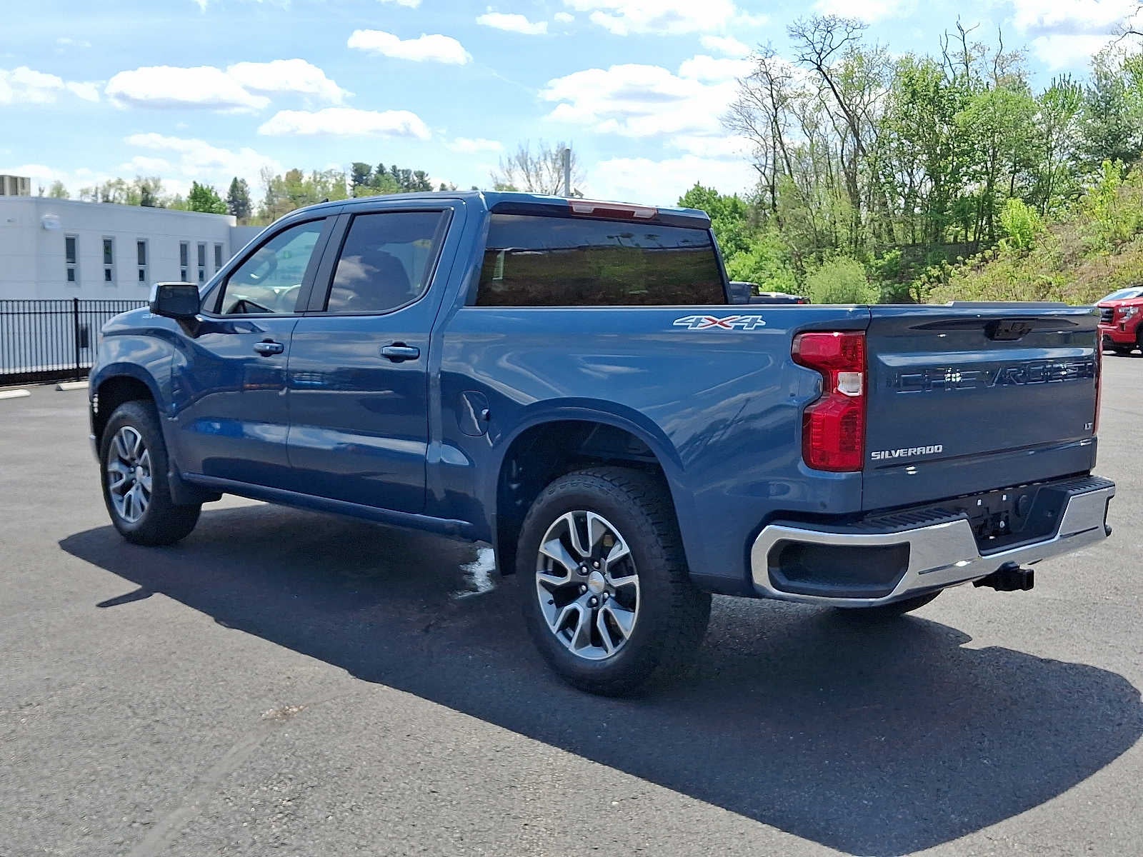 2024 Chevrolet Silverado 1500 LT (2FL)