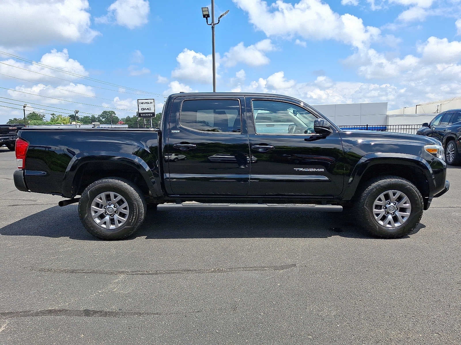 2017 Toyota Tacoma SR5