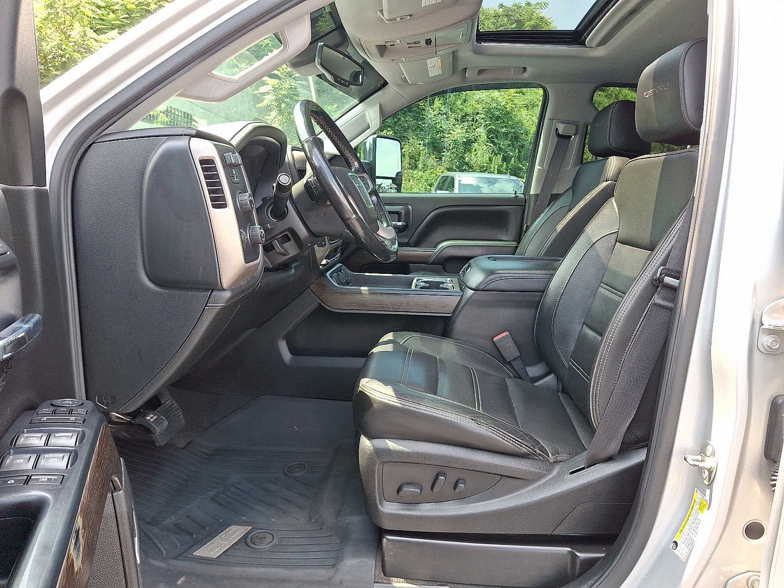 2019 GMC Sierra 2500 HD Denali