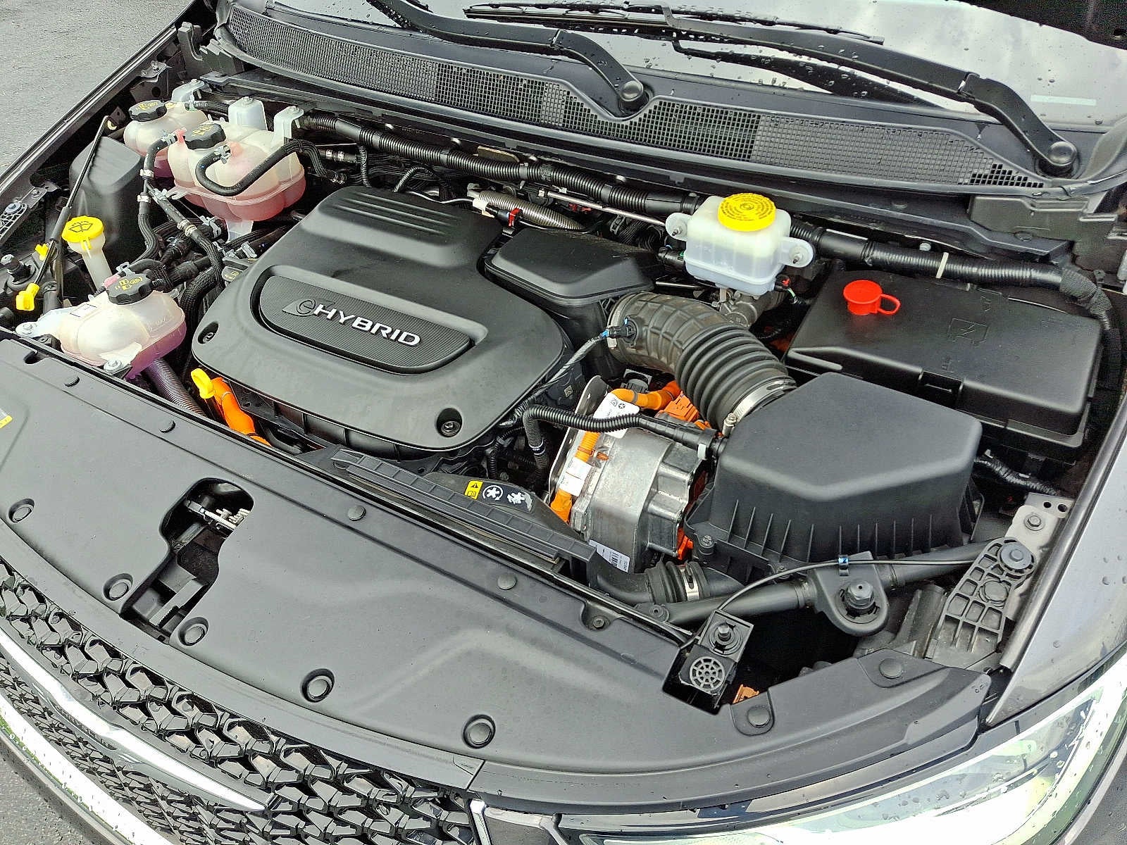 2023 Chrysler Pacifica Hybrid Touring L