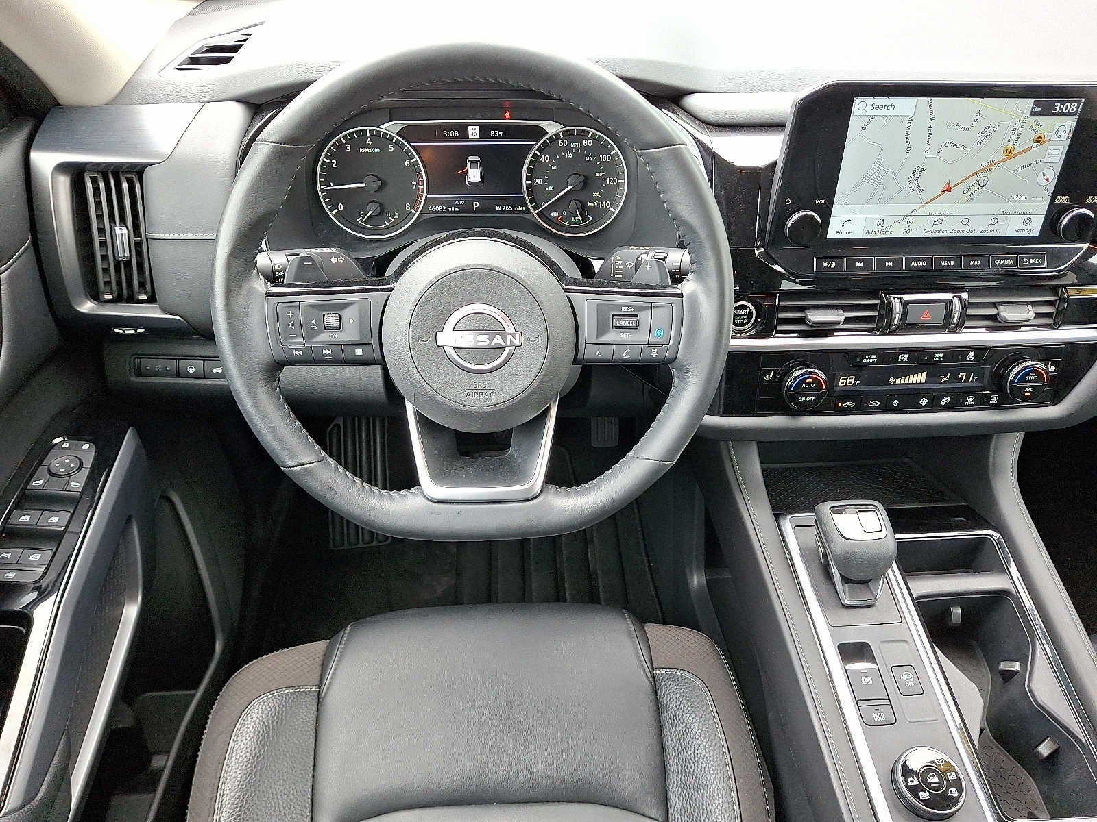 2022 Nissan Pathfinder SL